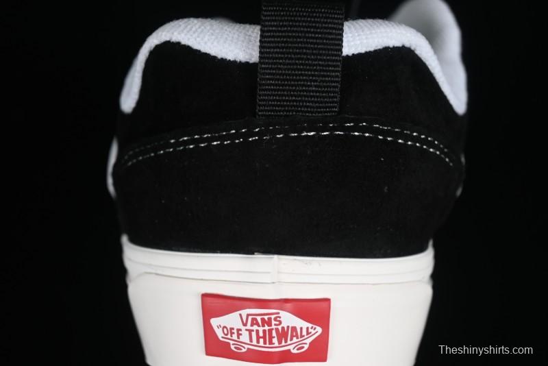 Vans Classics Knu Skool Retro Skate Shoes with Chunky Silhouette - VN0009QCBF2