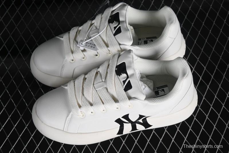 MLB Chunky Classic Base Height Increasing Platform Sneakers - 3ASXCCB4N50IVS