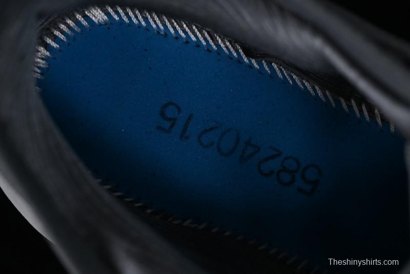 Asics Gel-Kayano 31 Running Shoes with Enhanced Cushioning and Breathable Design - 1011B867-020