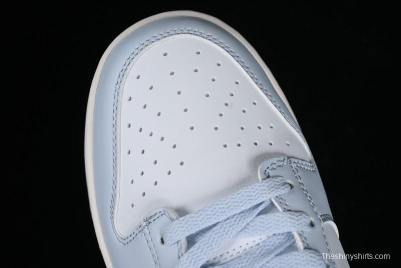 Nike Dunk Low SB Casual Sneakers in Blue Tint Colorway - DD1873-400