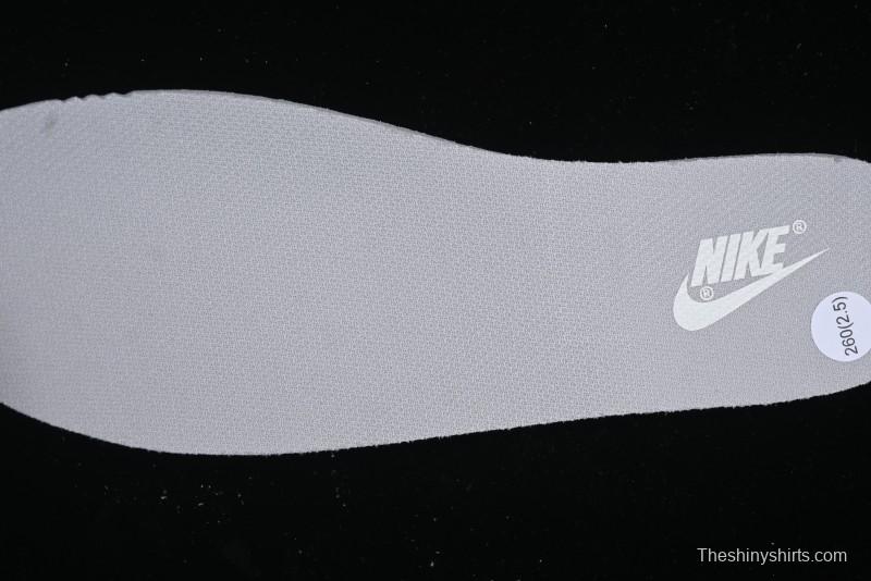 Nike Reigning Champ SB Dunk Low Casual Skate Shoes with 3M Reflective Details - RC3085-892