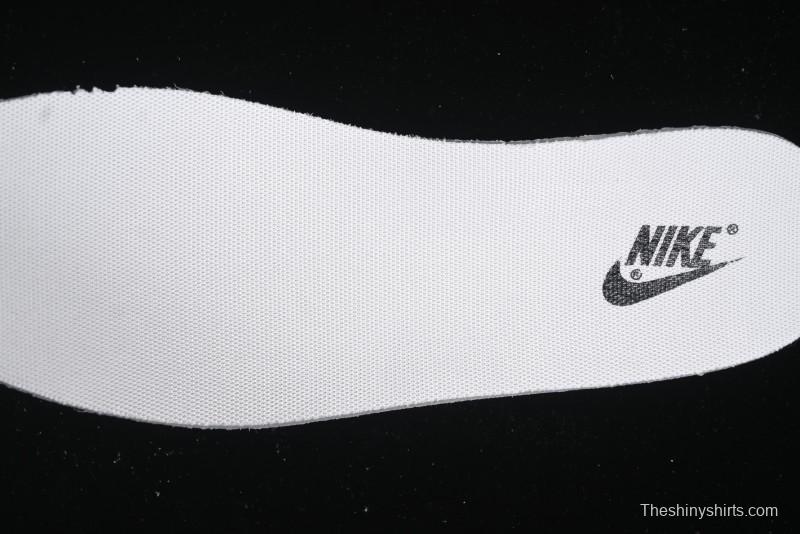 Nike SB Dunk Low Supreme Year of the Snake Limited Edition Red Black Snake Print Anniversary Custom Low-Top Casual Skate Shoes - XS1086-014