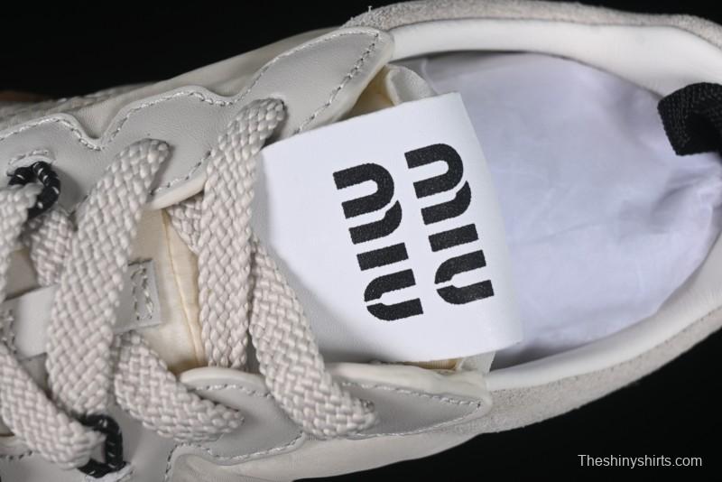 Miu Miu Suede Round Toe Lace-Up Women's Low-Top Casual Shoes in Beige - 99D4