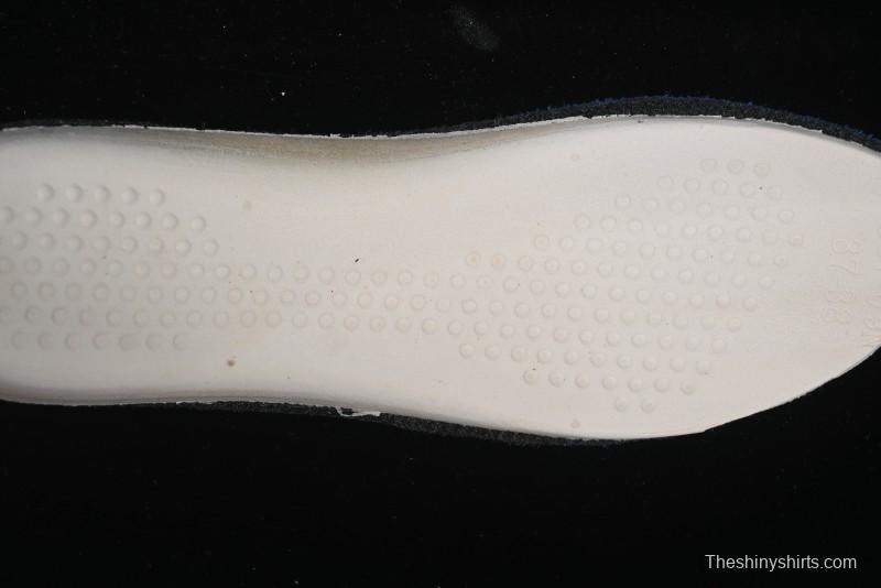 Louis Vuitton Footprint Soccer Low-Top Lifestyle Sneakers Blue - AJF6