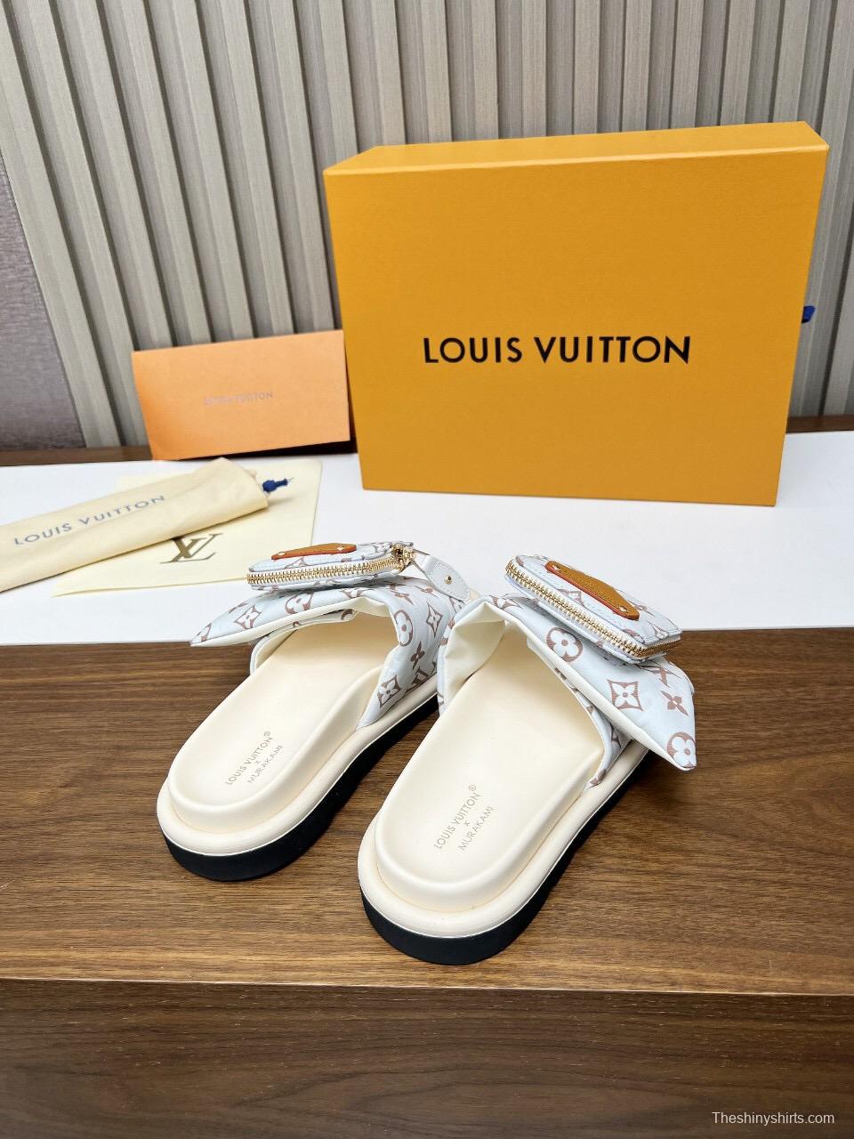 2025 Women Louis Vuitton White Brown Canvas Slippers KFY00230