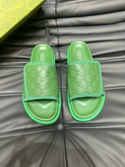 2024 Slippers Gucci Green Leather Slippers MJ00200