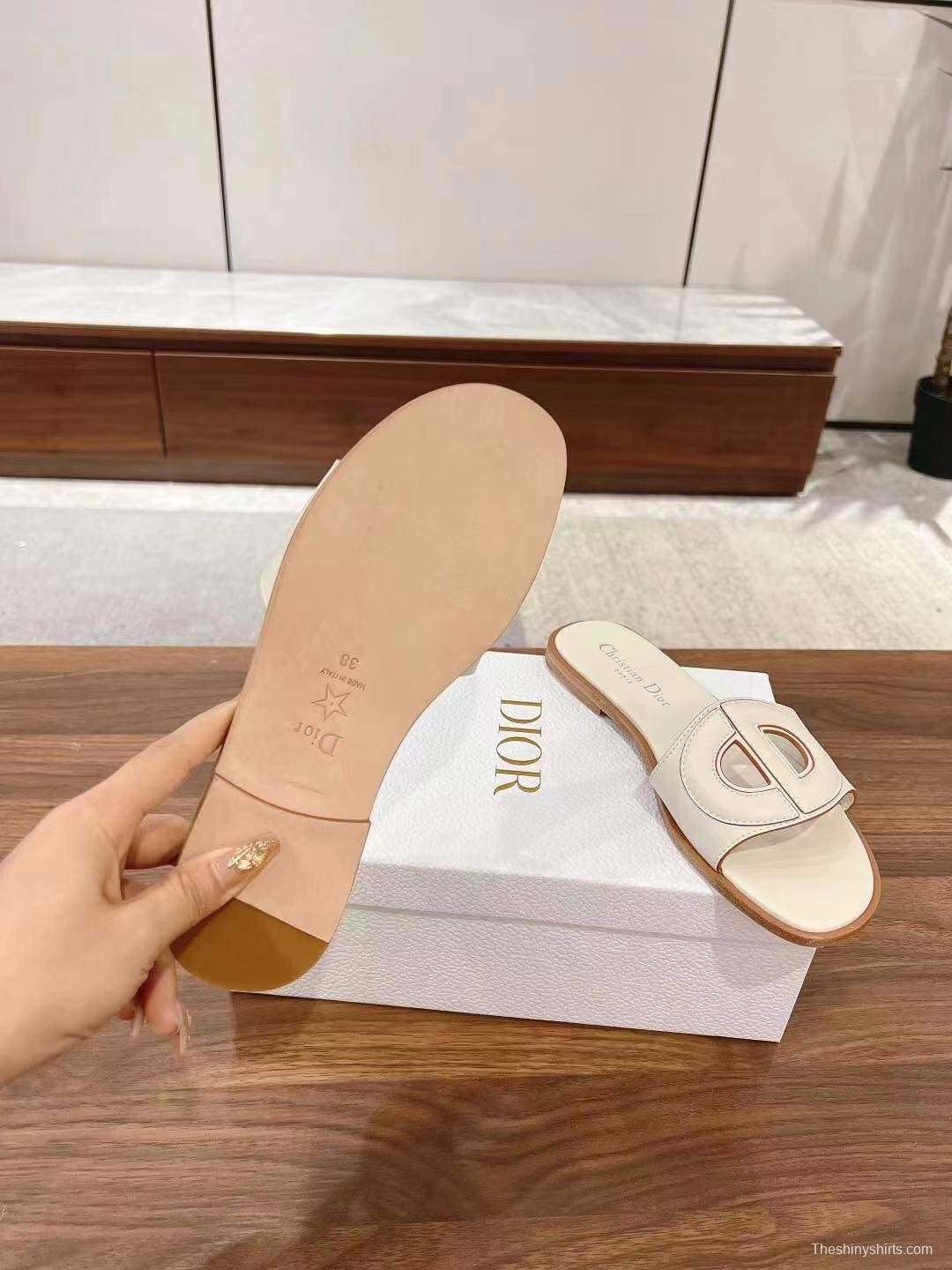 2025 Women Dior White Leather Slippers LY00260