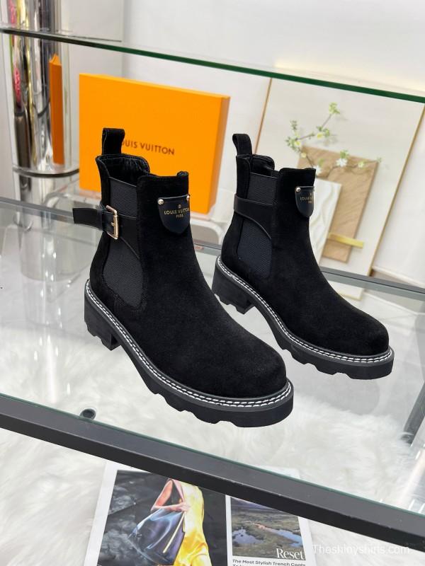 2024 Women Louis Vuitton Black Suede Leather Ankle Boots MJ00310