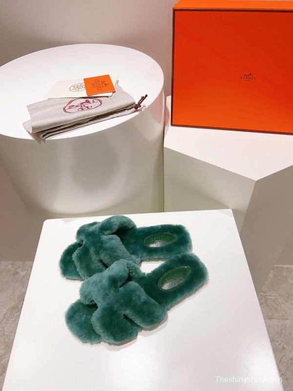 Hermès Teddy Wool H Slippers Flat Sole Fur Slides - LY00240