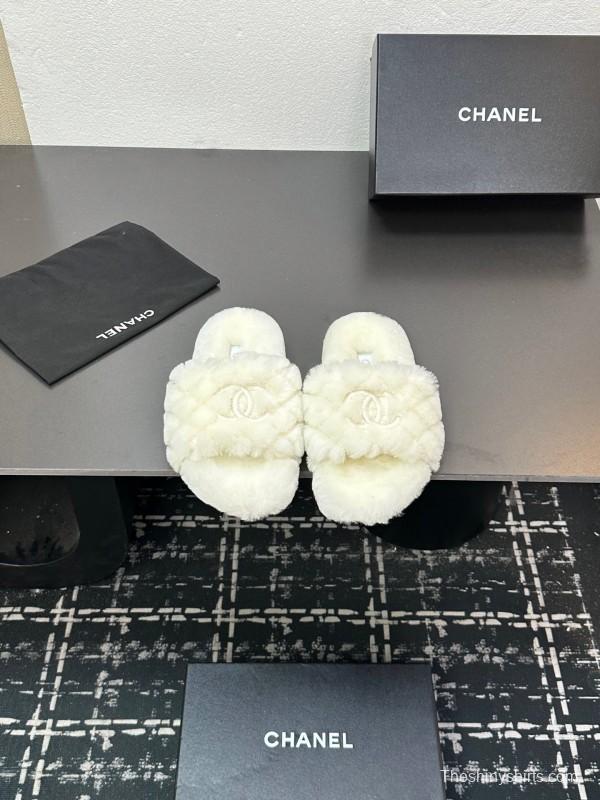 Chanel 2025SS Fashion Fur Slippers - LY00250